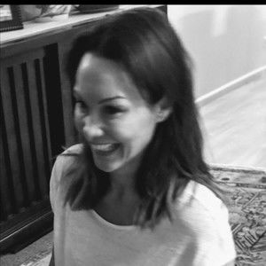 Meet your Posher, Corrine